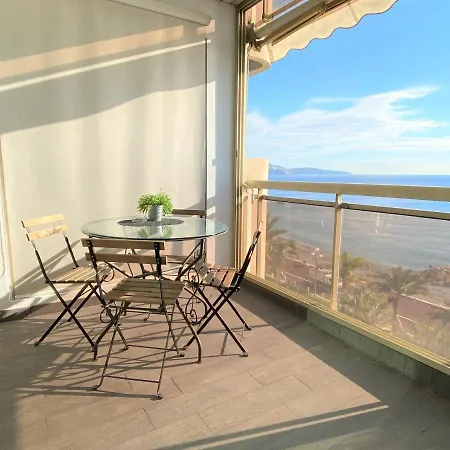 Sea Front - Panoramic Sea View With Terrace 公寓