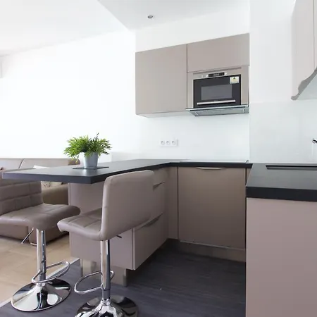 Sea Front - Panoramic Sea View With Terrace 公寓