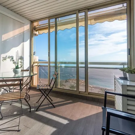 Sea Front - Panoramic Sea View With Terrace 公寓 *